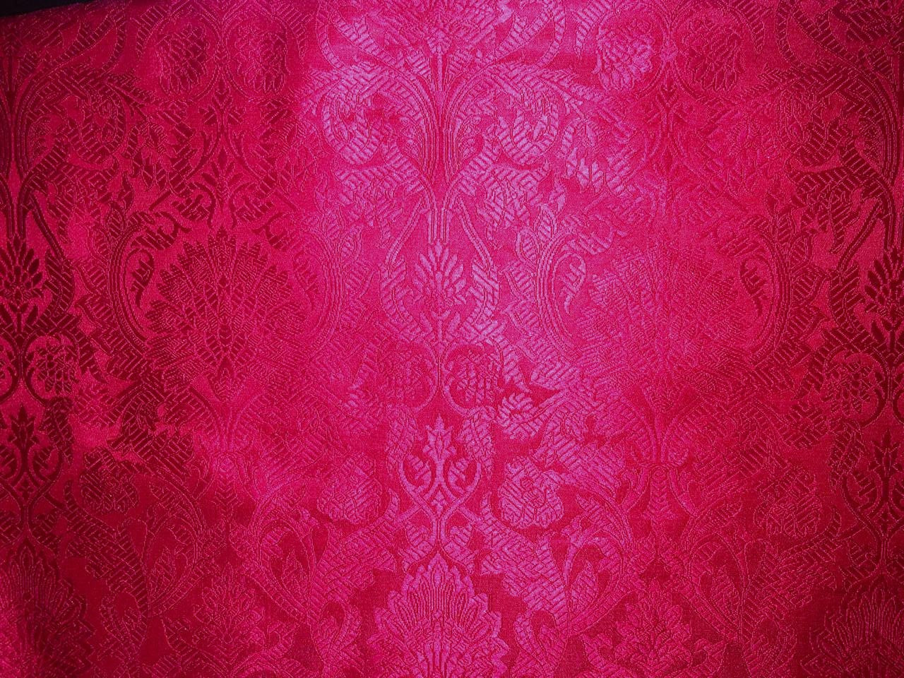 Brocade Fabric FLORAL Jacquard   44" WIDE available in 7 colors red,black,green,pink,wine,navy and goldBRO984