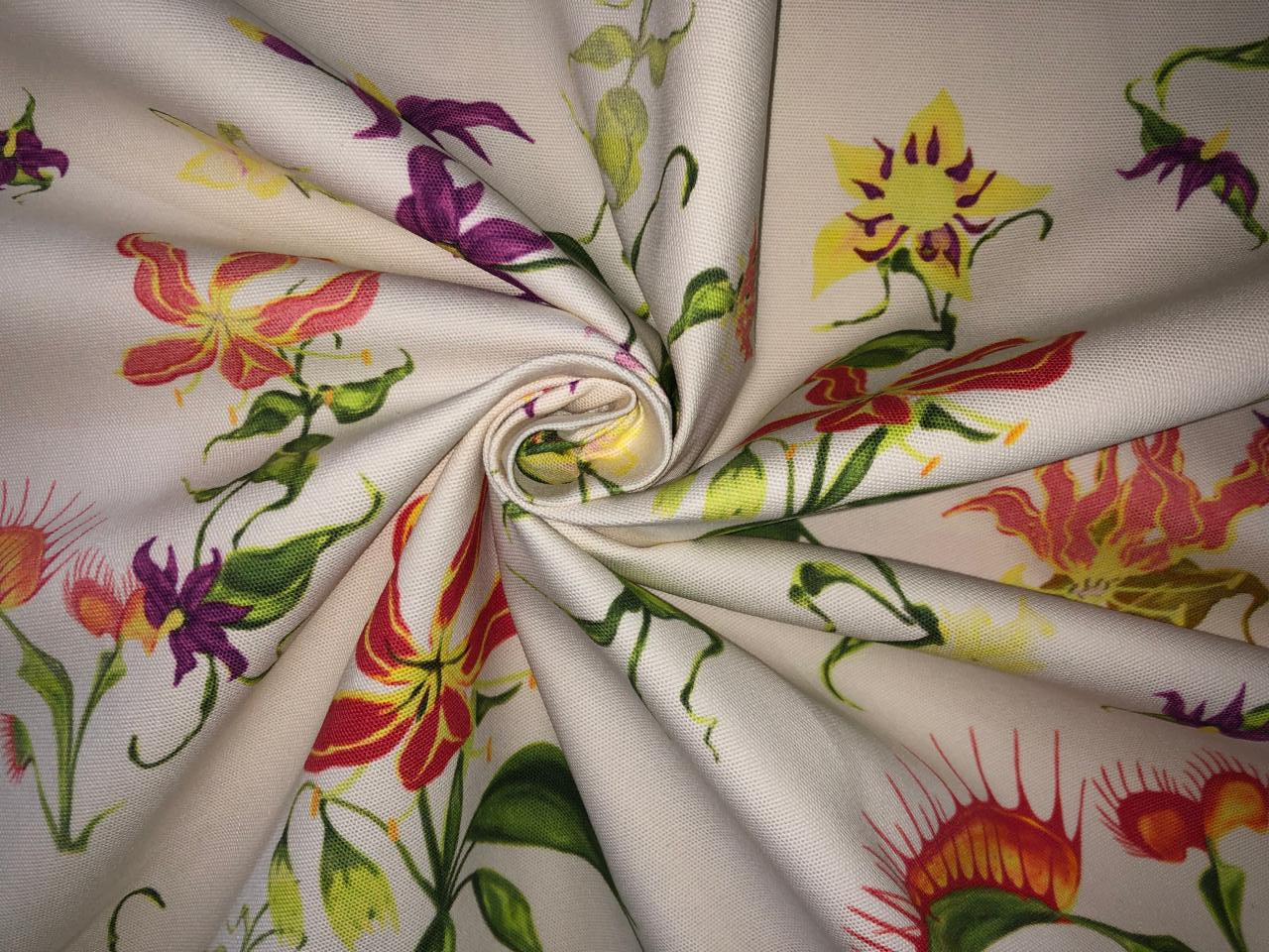 100% Cotton Matty fabric with a digital floral print [16007]