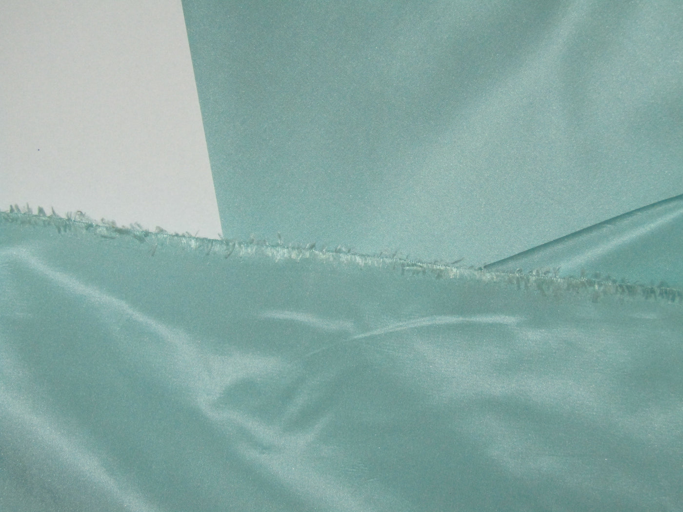 100% Pure Silk Taffeta 32 MOMME OCEAN BLUE   color 54"-60" wide TAF336ROLL