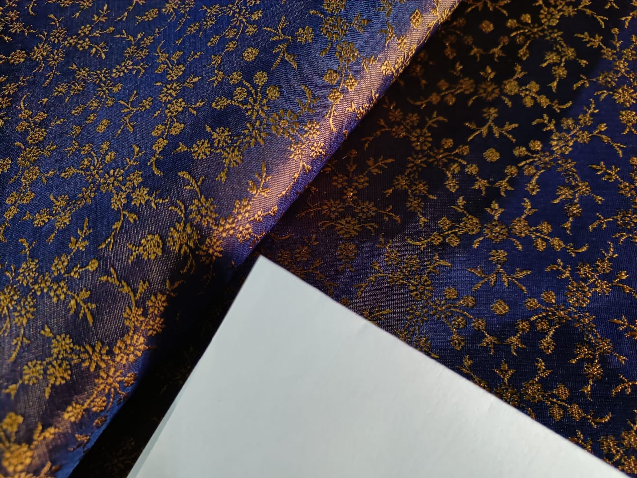 SILK BROCADE FABRIC Purple & Golden Brown colour 44" wide BRO198[2]