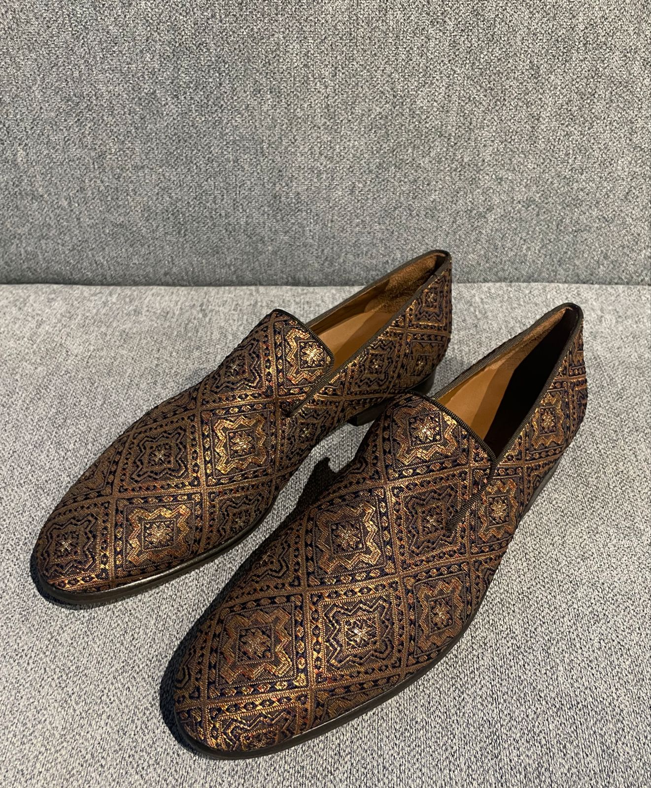 Made to order Silk Brocade Shoes/ Jodhpuris / Mojris