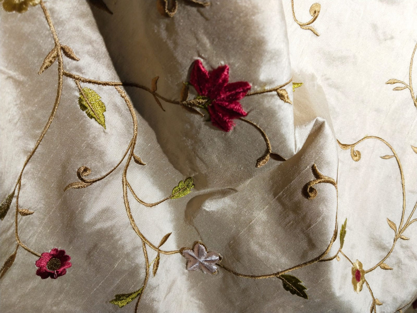 100% Dupioni SILK  fabric 110" wide IVORY WITH FLORAL EMBROIDERY [DUPEMB68_110"EMB]