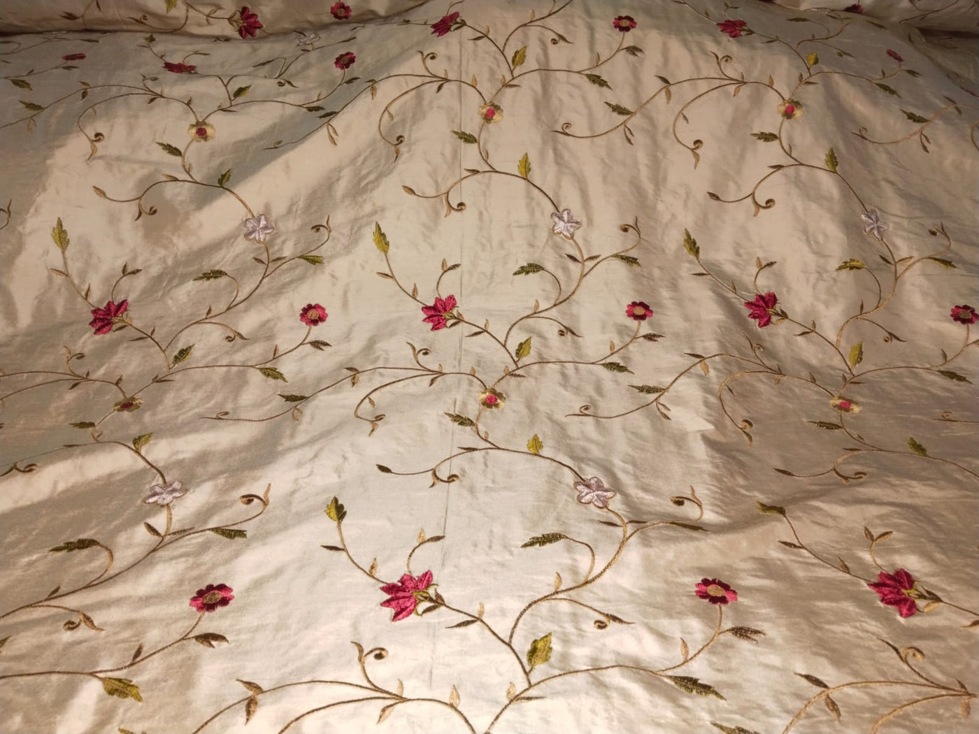 100% Dupioni SILK  fabric 110" wide IVORY WITH FLORAL EMBROIDERY [DUPEMB68_110"EMB]