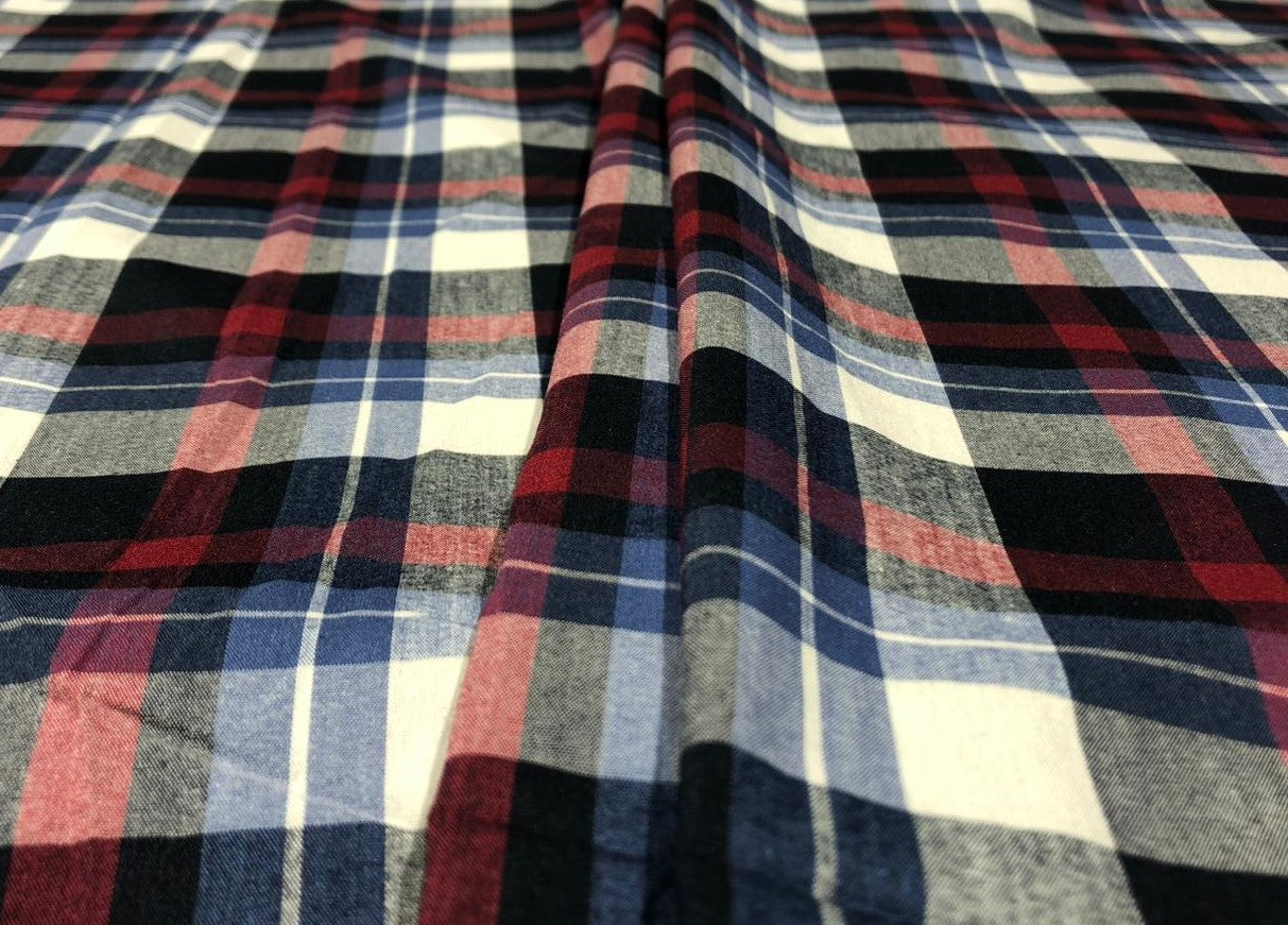 COTTON POPLIN BUFFALO PLAIDS RED/BLUE/NAVY/WHITE [16341]