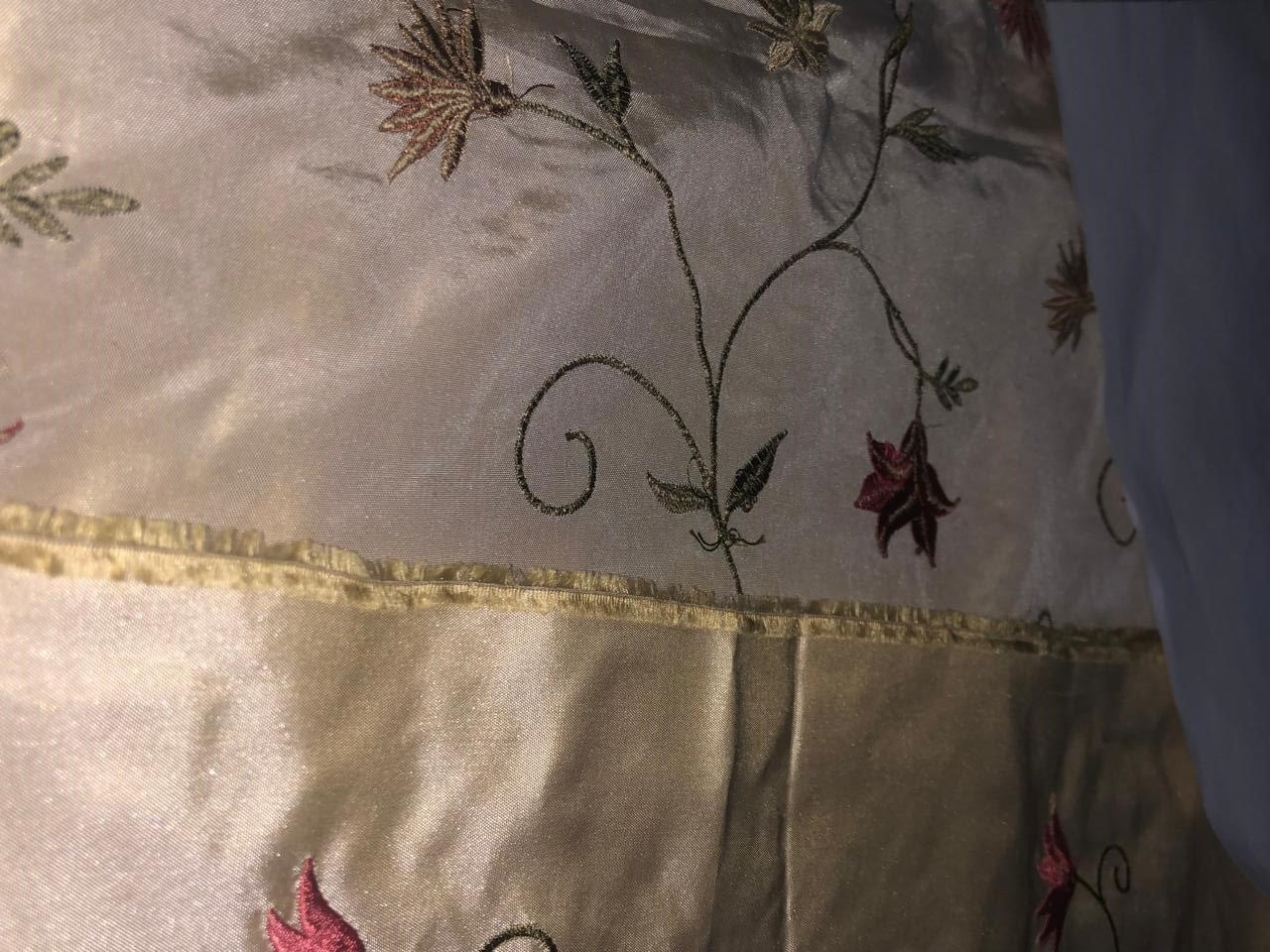 100% Silk TAFFETA  EMBROIDERY 44" WIDE cream with scarlet, brown ,blue and yellow flowers TAFE22[3]