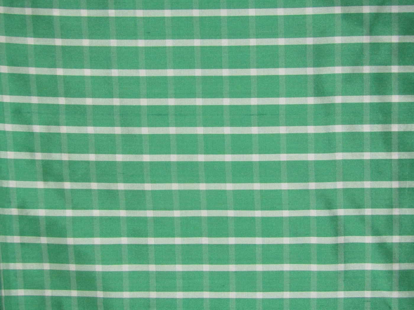 100% Silk dupion Fabric green and white plaids 54" wide DUPC105[2]